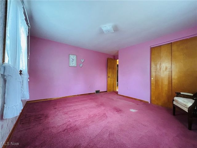 1034 Southeast Avenue, Tallmadge, OH 44278