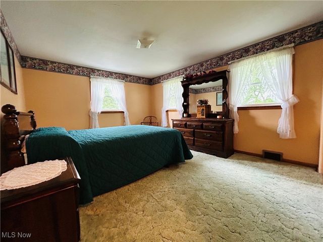 1034 Southeast Avenue, Tallmadge, OH 44278