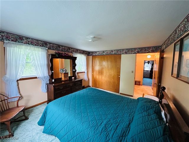 1034 Southeast Avenue, Tallmadge, OH 44278