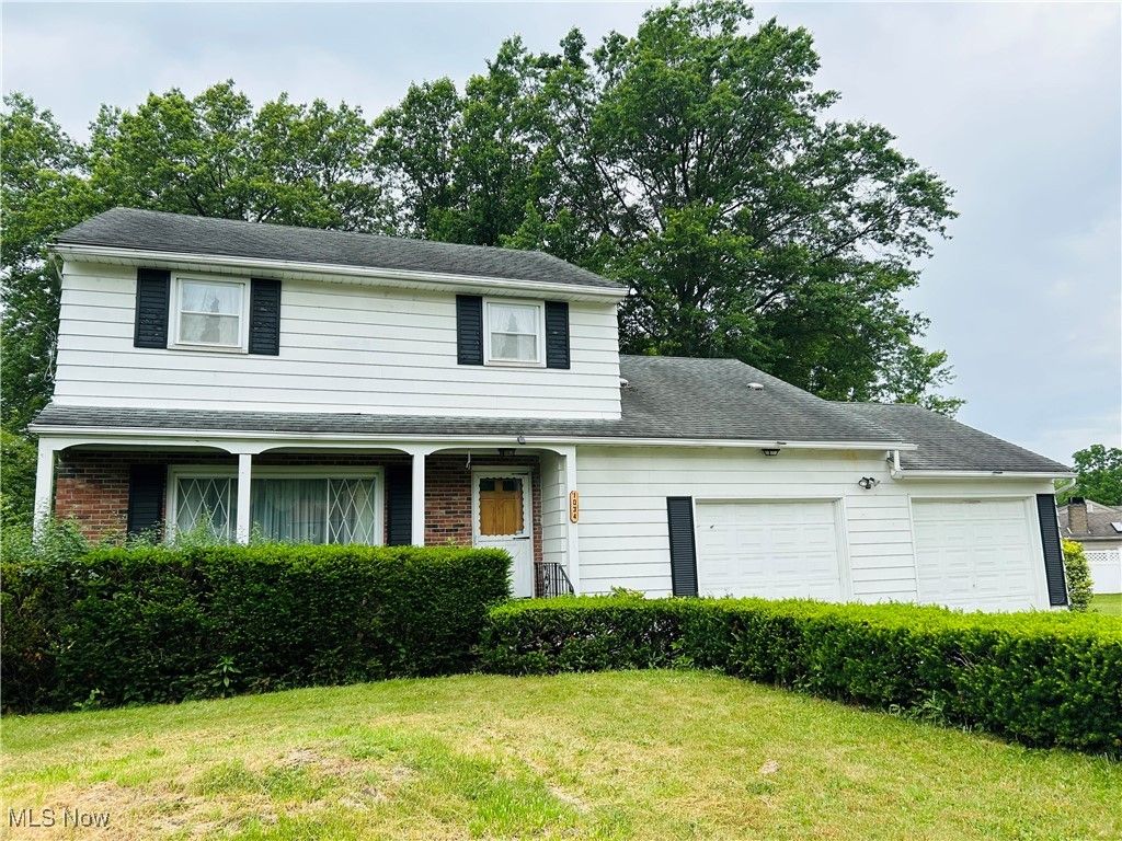 1034 Southeast Avenue, Tallmadge, OH 44278