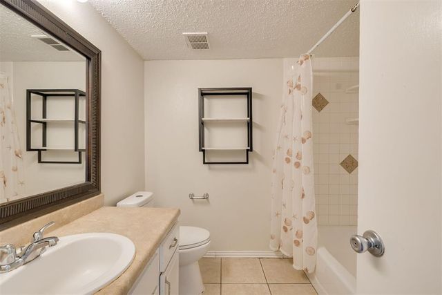 2628 N Ann Arbor Avenue 102, Oklahoma City, OK 73127