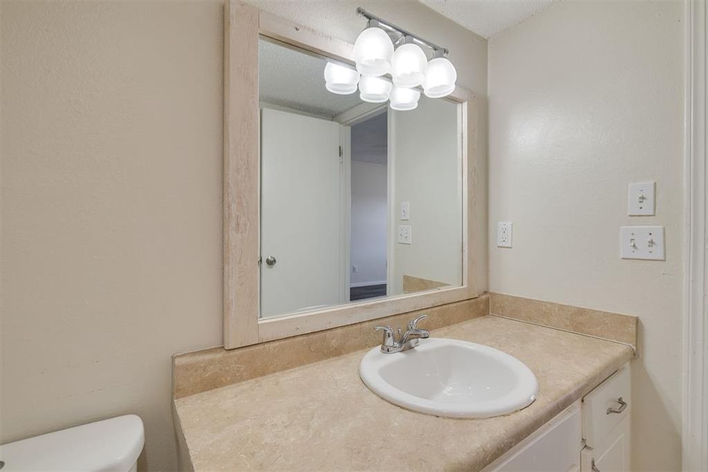 Image 25 of property listing at 2628 N Ann Arbor Avenue 102, Oklahoma City, OK 73127