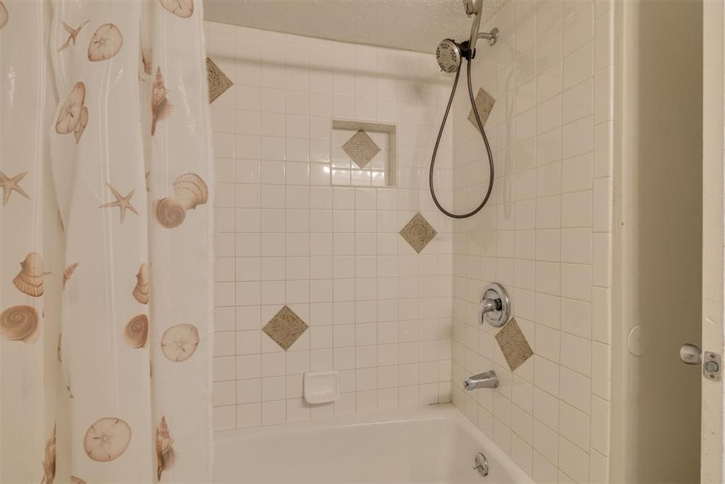 Image 34 of property listing at 2628 N Ann Arbor Avenue 102, Oklahoma City, OK 73127