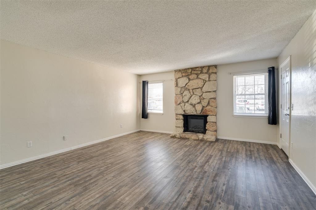 Image 6 of property listing at 2628 N Ann Arbor Avenue 102, Oklahoma City, OK 73127