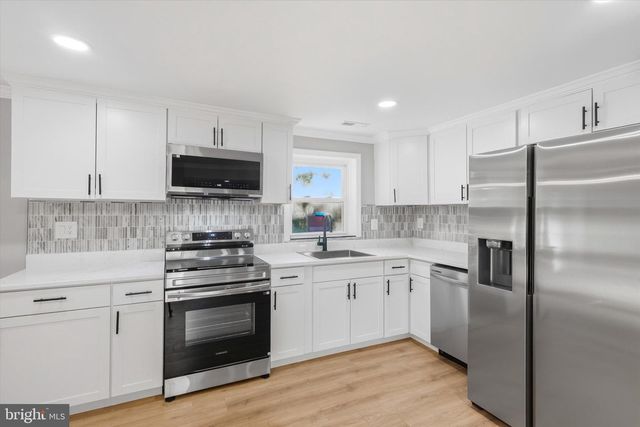 906 WASHINGTON AVE, La Plata, MD 20646