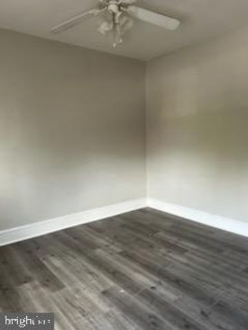 216 WASHBURN AVE, Baltimore, MD 21225