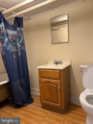 216 WASHBURN AVE, Baltimore, MD 21225