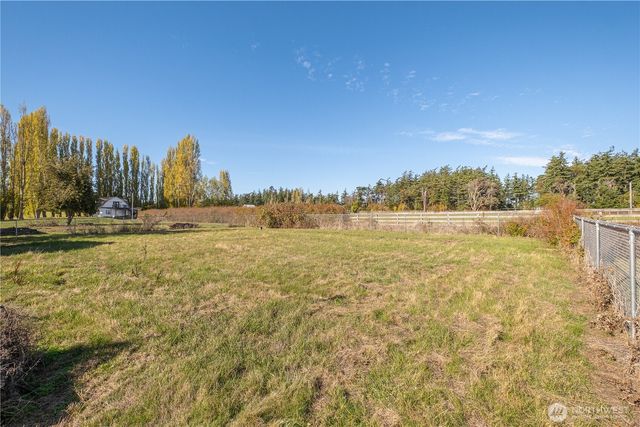 1496 Bonnie View Acres Road, Oak Harbor, WA 98277
