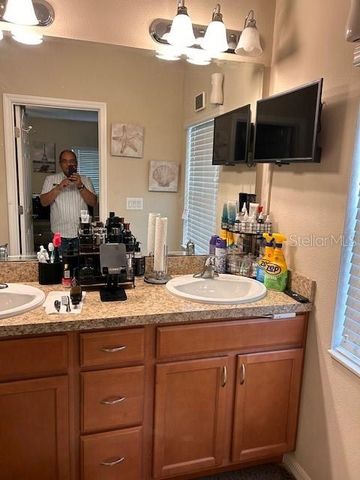 418 BLUE LAKE CIRCLE, Kissimmee, FL 34758