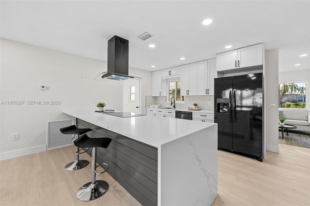 105 12th St SW, Other City - In The State Of Florida, FL 33570