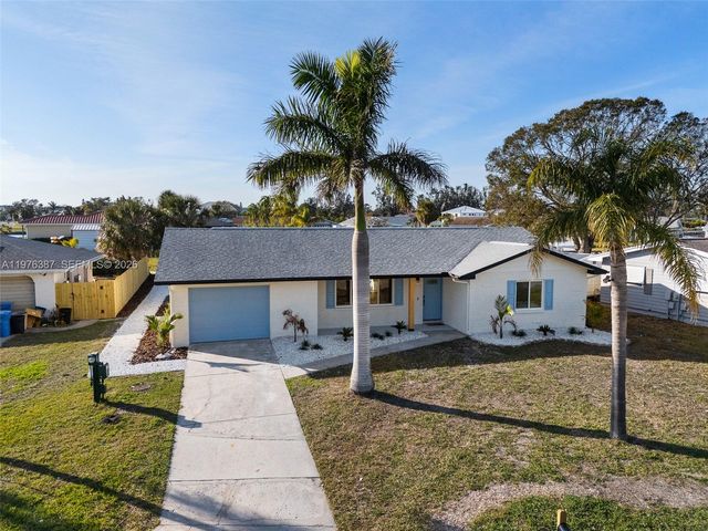 105 12th St SW, Other City - In The State Of Florida, FL 33570