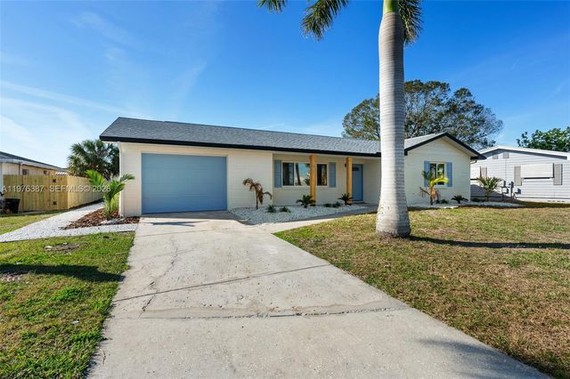 105 12th St SW, Other City - In The State Of Florida, FL 33570