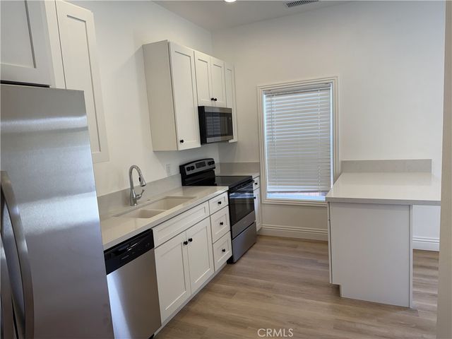 14695 Candeda Place 2, Tustin, CA 92780