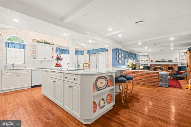 259 SCHAN DR, Southampton, PA 18966