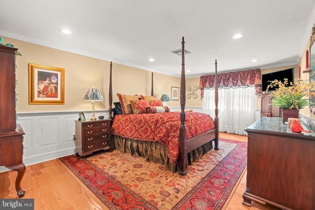 259 SCHAN DR, Southampton, PA 18966