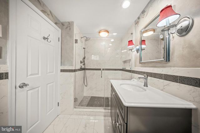 259 SCHAN DR, Southampton, PA 18966