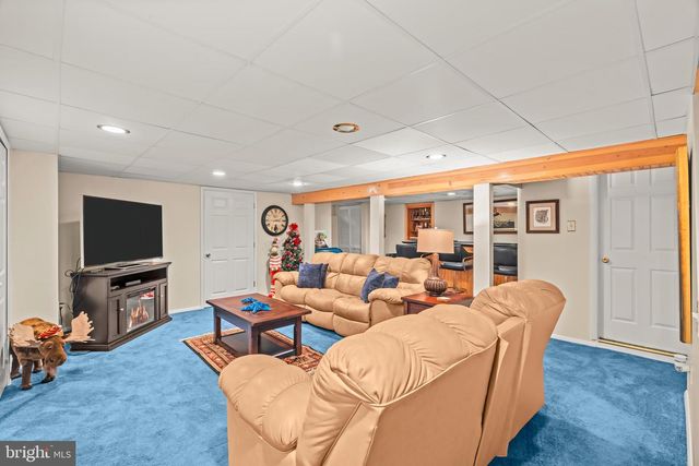 259 SCHAN DR, Southampton, PA 18966