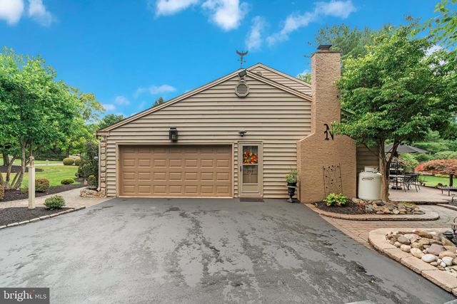 259 SCHAN DR, Southampton, PA 18966