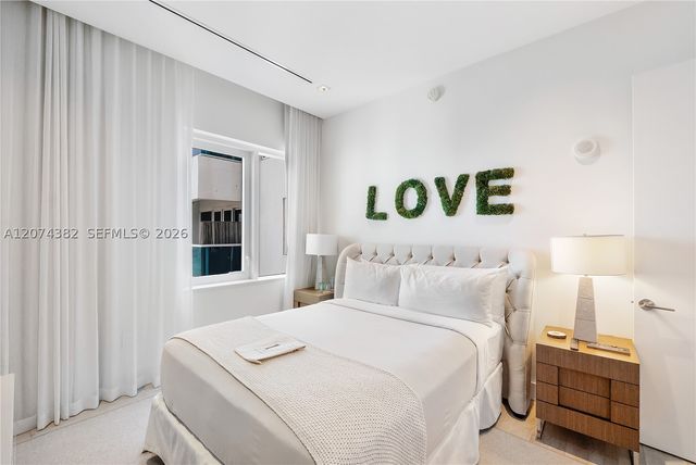 102 24th St PH-1612, Miami Beach, FL 33139