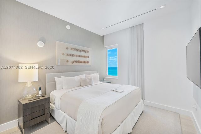 102 24th St PH-1612, Miami Beach, FL 33139
