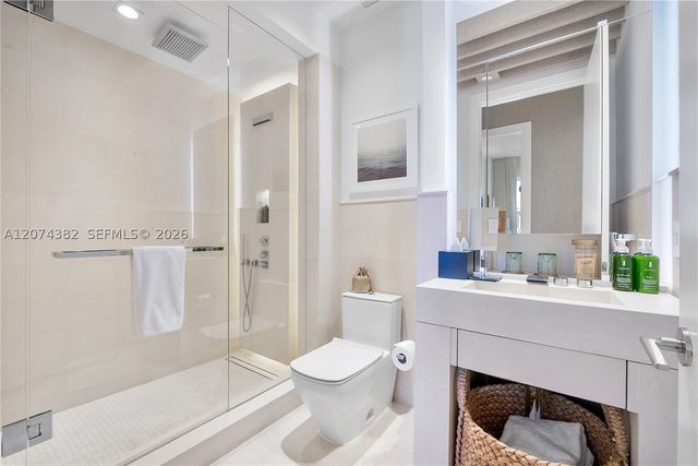 102 24th St PH-1612, Miami Beach, FL 33139