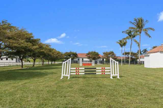 15293 Sunnyland Lane, Wellington, FL 33414