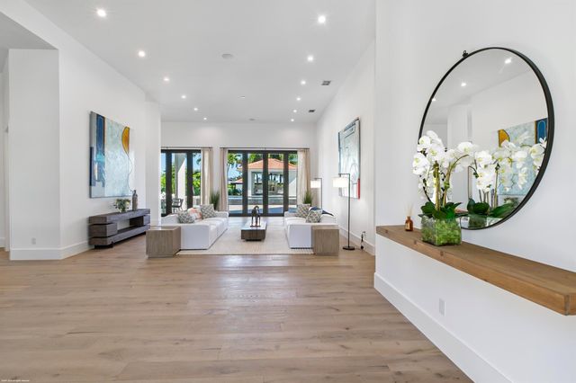 15293 Sunnyland Lane, Wellington, FL 33414