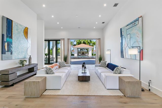 15293 Sunnyland Lane, Wellington, FL 33414