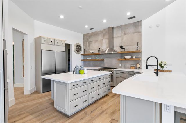 15293 Sunnyland Lane, Wellington, FL 33414