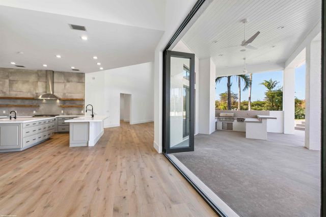 15293 Sunnyland Lane, Wellington, FL 33414