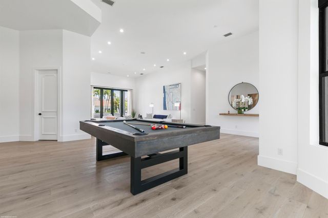 15293 Sunnyland Lane, Wellington, FL 33414