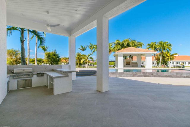 15293 Sunnyland Lane, Wellington, FL 33414