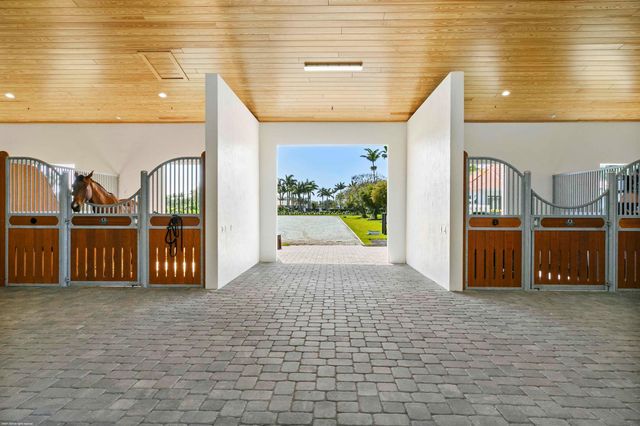 15293 Sunnyland Lane, Wellington, FL 33414