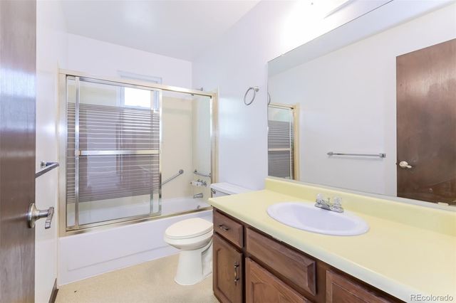 10064 W Lake Drive, Littleton, CO 80127