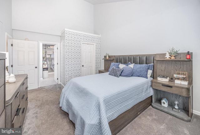 7711 J L MOYER CT, Harrisburg, PA 17112