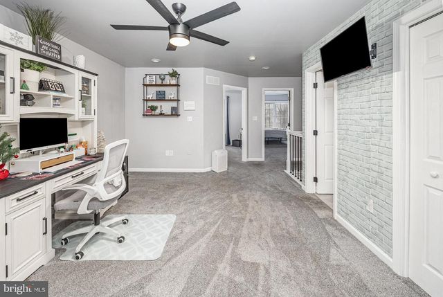 7711 J L MOYER CT, Harrisburg, PA 17112