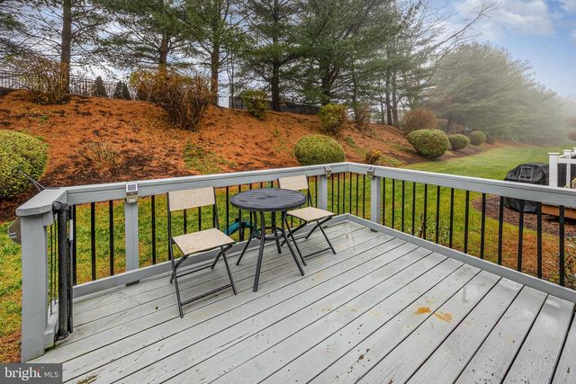 7711 J L MOYER CT, Harrisburg, PA 17112