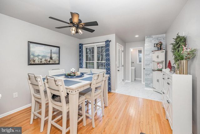 7711 J L MOYER CT, Harrisburg, PA 17112