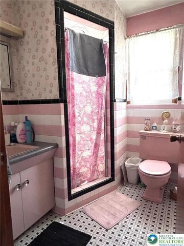 1705 East Cedar Street, Allentown City, PA 18109