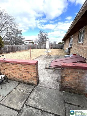 1705 East Cedar Street, Allentown City, PA 18109