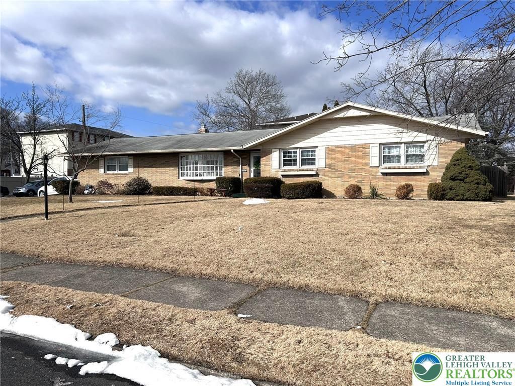 1705 East Cedar Street, Allentown City, PA 18109