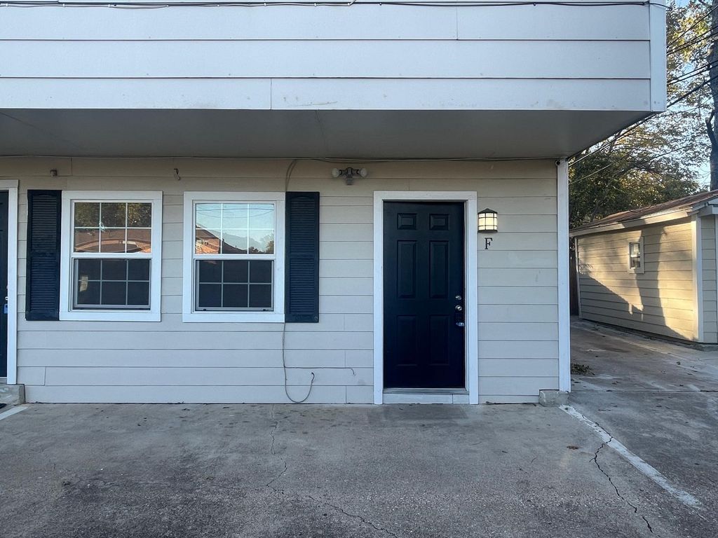 307 E Mitchell Street F, Arlington, TX 76010