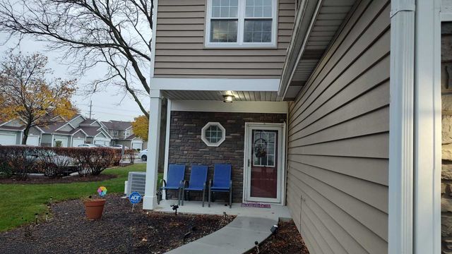 1151 REGENCY Court, Schaumburg, IL 60193