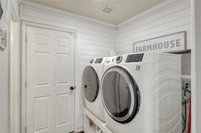 21610 Falvel Misty Drive, Spring, TX 77388