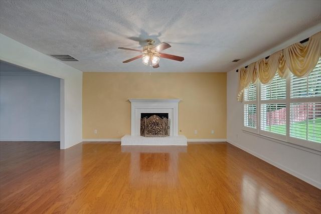 2608 Dreux Court, Kennesaw, GA 30152