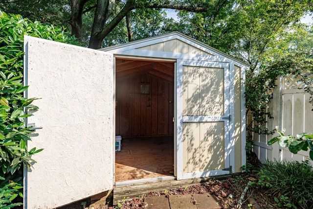 2608 Dreux Court, Kennesaw, GA 30152