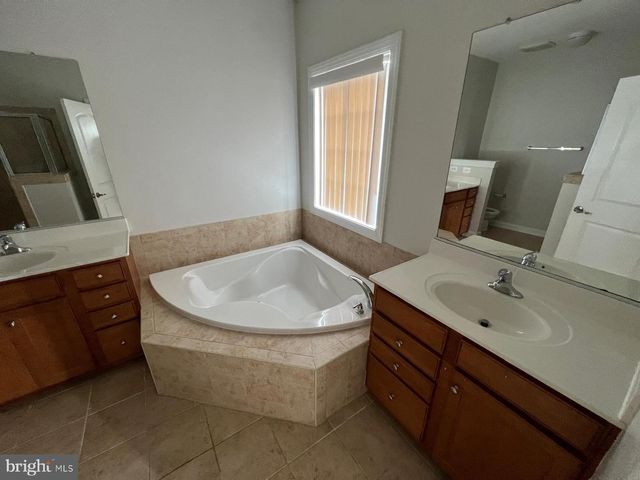 42741 PULLER TER, Broadlands, VA 20148