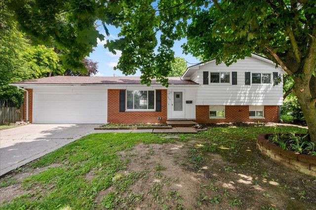 1115 Clark Drive, Ypsilanti, MI 48198