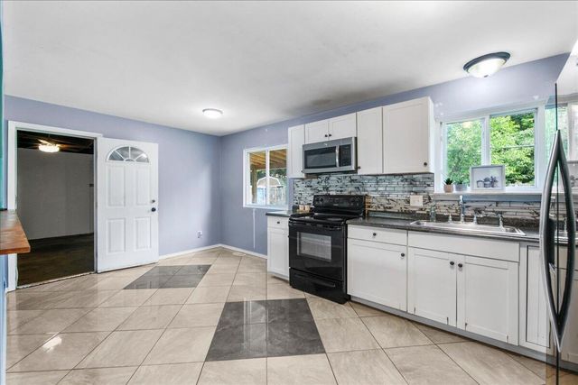 1115 Clark Drive, Ypsilanti, MI 48198