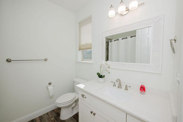 1671 E Bella Fiore Drive, Fresno, CA 93730